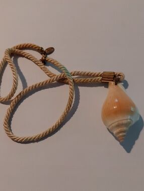 Miriam Haskell Cream and Peach Shell Pendant Rope Necklace